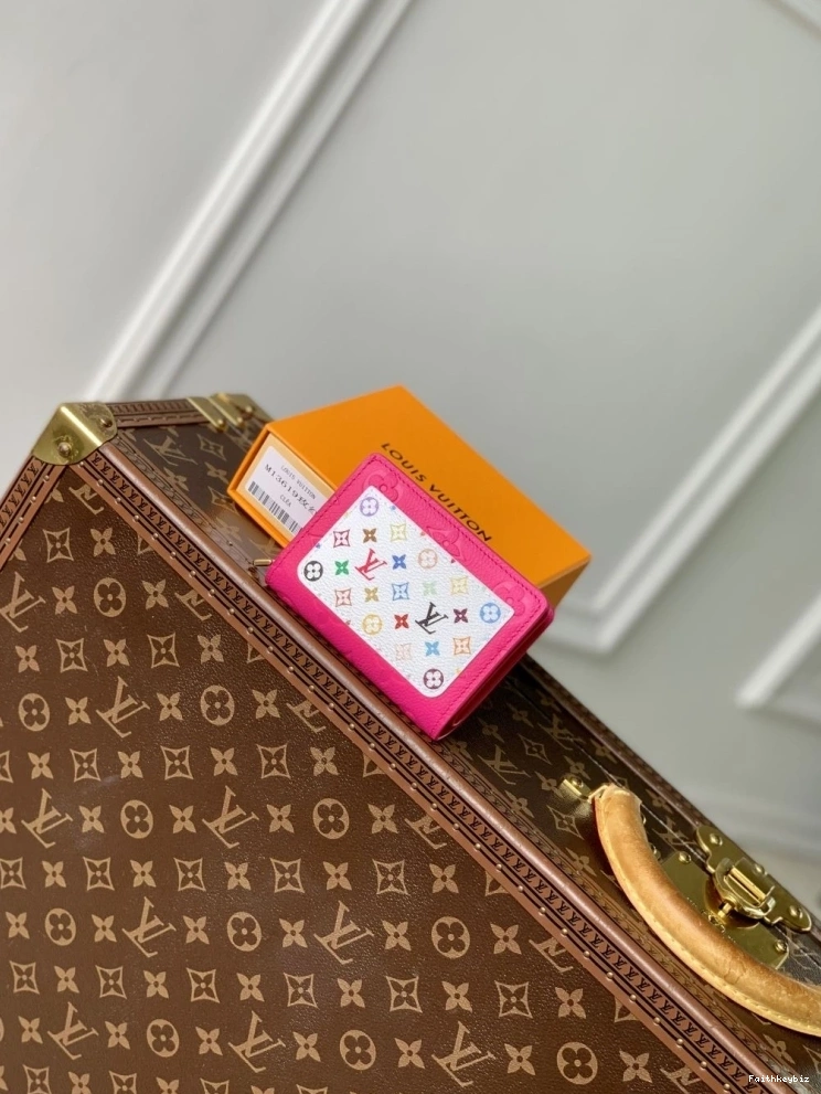 LX 804 Wallets Compact 0622
